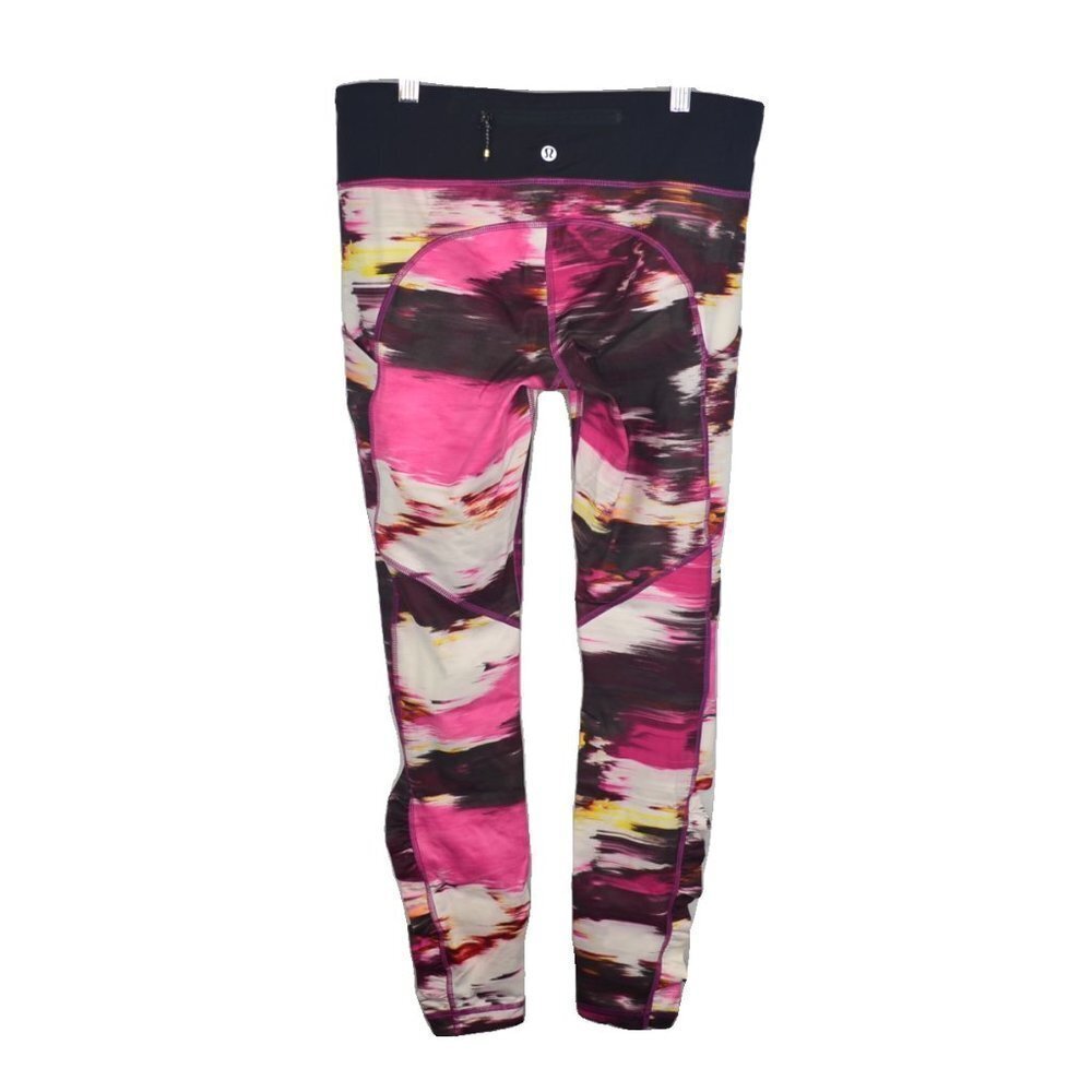 lululemon Speed Tight IV Luxtreme Size 8 in Pigment Wind Berry Rumble Multi